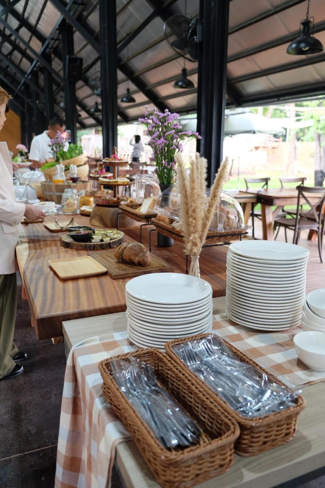 Punn Hotel Korat Nakhonratchasima Exteriér fotografie